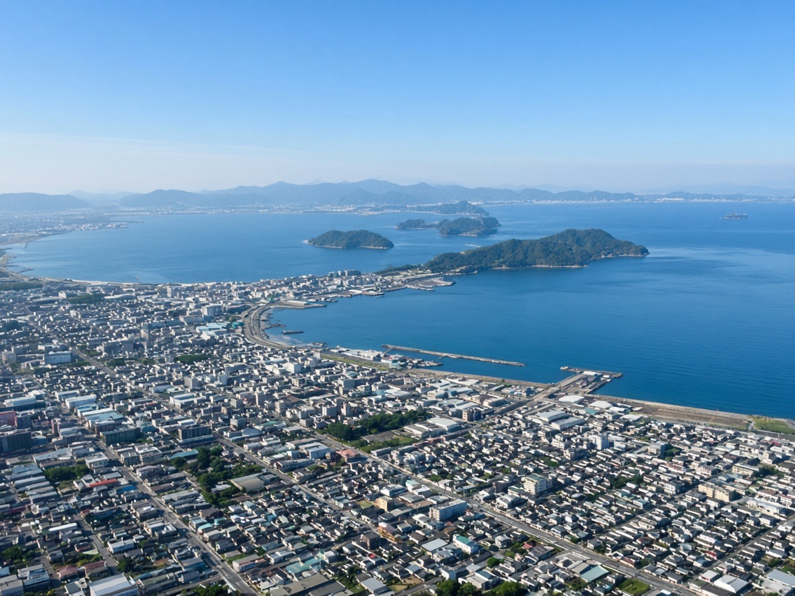 瀬戸内海に面した高松の街並み